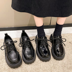 Aiertu Chunky Platform Oxfords Shoes for Women 2023 Autumn Non Slip Lace Up Flats Woman Thick Bottom Patent Leather Gothic Shoes Aiertu