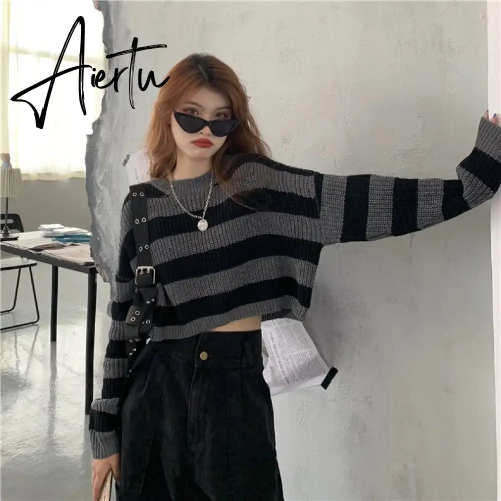 Aiertu Korean Style Striped Cropped Sweater Women Vintage Oversize Knit Jumper Female Autumn Long Sleeve O-neck Pullovers Tops Aiertu