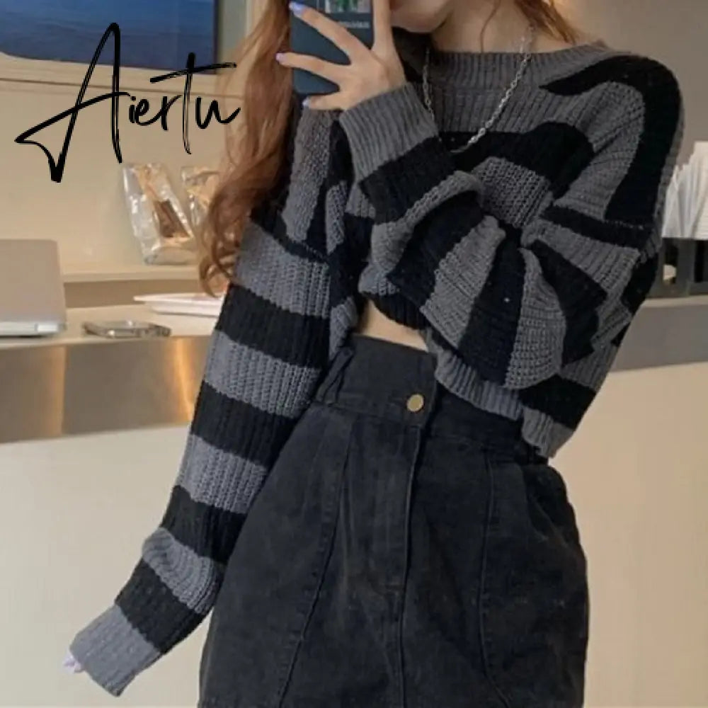 Aiertu Korean Style Striped Cropped Sweater Women Vintage Oversize Knit Jumper Female Autumn Long Sleeve O-neck Pullovers Tops Aiertu