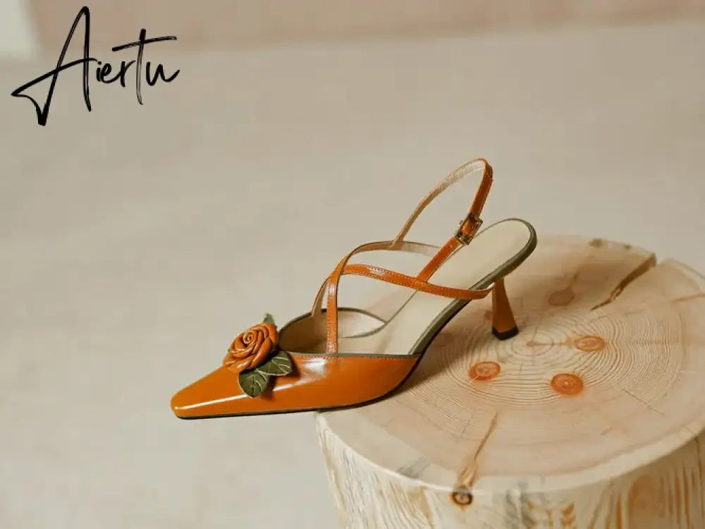 Aiertu Summer/Spring Woman Shoes Cow Leather Pointed Toe Women Sandals Flowers High Heels Slingback Stiletto Retro Shoes for Women Aiertu