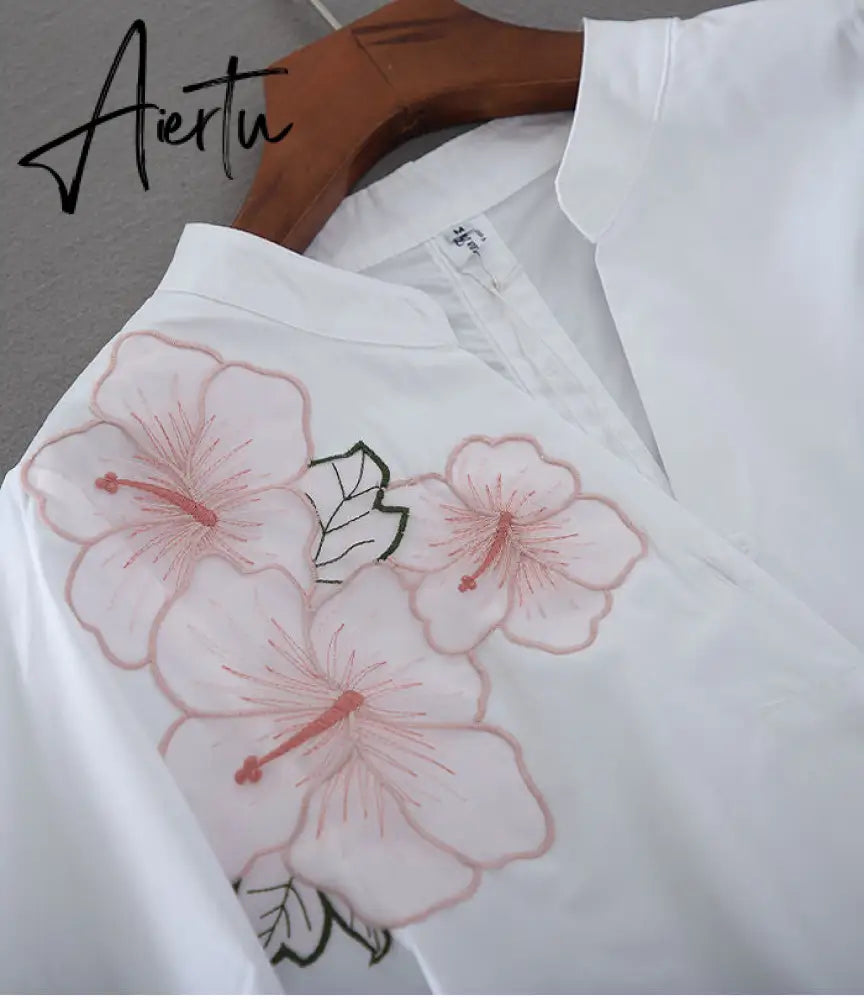 Aiertu Tunic White Shirt Women Chiffon Flower Embroidery Blouse V neck  Office Ladies Tops Casual High quality Summer Puff sleeve Aiertu