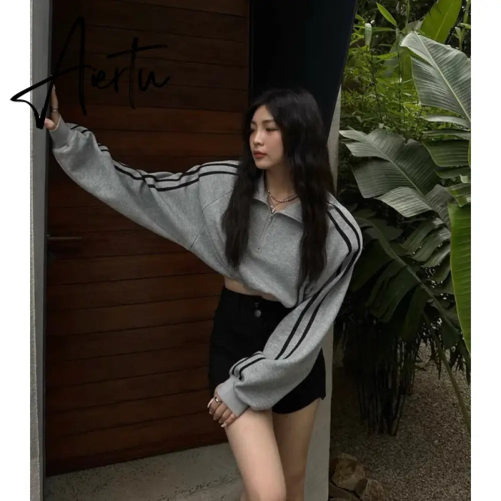 Apricot Women Sweatshirt Coat Solid Stripe Vintage Long Sleeve Short Korean Fashion Casual Y2K Style  NEW Autumn Female Tops Aiertu